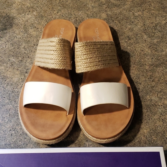 Sandals - Picture 2 of 2